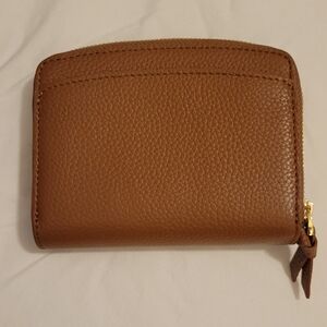 Quince Italian Pebbled Leather Compact Wallet